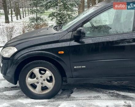 Чорний Cанг Йонг Kyron, об'ємом двигуна 2 л та пробігом 285 тис. км за 4490 $, фото 13 на Automoto.ua