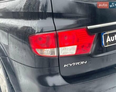 Чорний Cанг Йонг Kyron, об'ємом двигуна 2 л та пробігом 285 тис. км за 4490 $, фото 10 на Automoto.ua