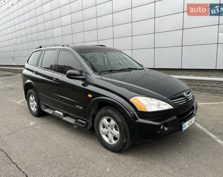 Чорний Cанг Йонг Kyron, об'ємом двигуна 2 л та пробігом 240 тис. км за 5900 $, фото 2 на Automoto.ua