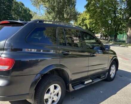 Чорний Cанг Йонг Kyron, об'ємом двигуна 2 л та пробігом 237 тис. км за 5500 $, фото 2 на Automoto.ua