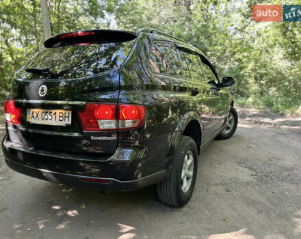 Черный Cанг Йонг Кирон, объемом двигателя 2 л и пробегом 200 тыс. км за 5000 $, фото 4 на Automoto.ua