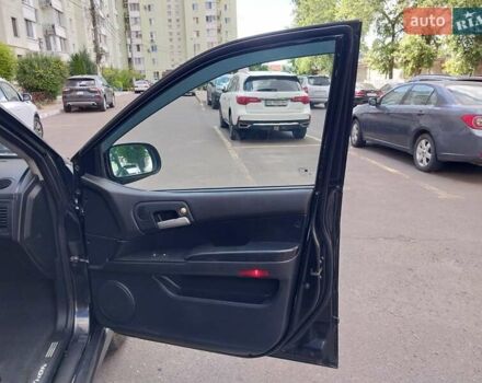 Черный Cанг Йонг Кирон, объемом двигателя 2 л и пробегом 220 тыс. км за 5999 $, фото 19 на Automoto.ua