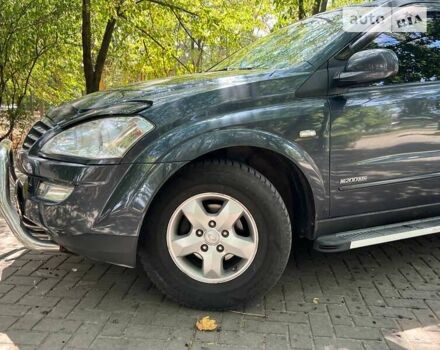 Чорний Cанг Йонг Kyron, об'ємом двигуна 2 л та пробігом 147 тис. км за 7999 $, фото 3 на Automoto.ua