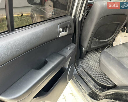 Чорний Cанг Йонг Kyron, об'ємом двигуна 2 л та пробігом 320 тис. км за 6700 $, фото 3 на Automoto.ua