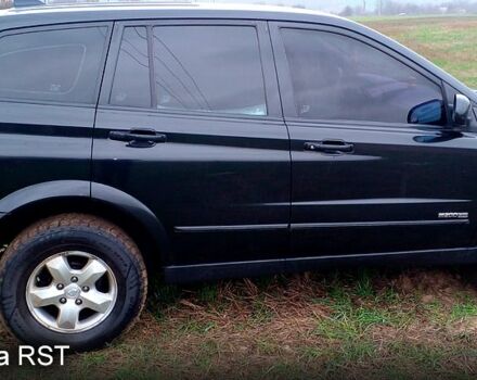 Черный Cанг Йонг Кирон, объемом двигателя 2 л и пробегом 147 тыс. км за 9000 $, фото 2 на Automoto.ua