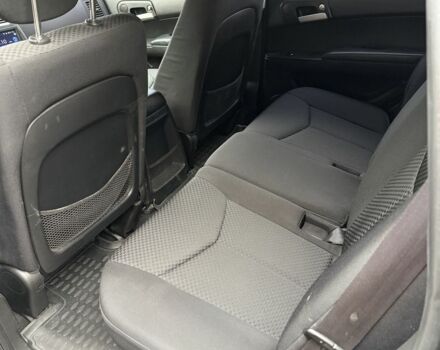 Чорний Cанг Йонг Kyron, об'ємом двигуна 2.3 л та пробігом 113 тис. км за 7500 $, фото 12 на Automoto.ua