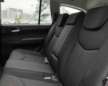 Черный Cанг Йонг Кирон, объемом двигателя 2 л и пробегом 117 тыс. км за 8200 $, фото 17 на Automoto.ua