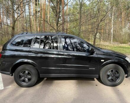 Черный Cанг Йонг Кирон, объемом двигателя 2 л и пробегом 150 тыс. км за 8700 $, фото 7 на Automoto.ua