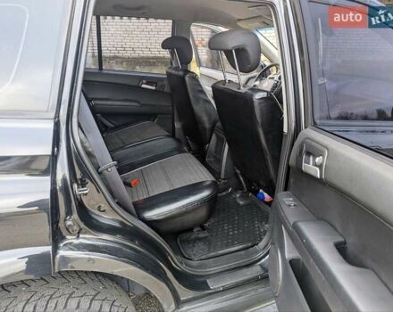 Черный Cанг Йонг Кирон, объемом двигателя 2 л и пробегом 155 тыс. км за 8000 $, фото 7 на Automoto.ua