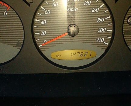 Черный Cанг Йонг Кирон, объемом двигателя 2 л и пробегом 147 тыс. км за 9000 $, фото 7 на Automoto.ua