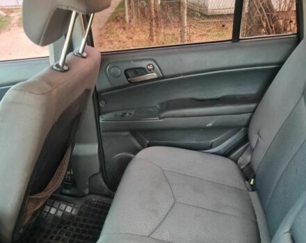 Черный Cанг Йонг Кирон, объемом двигателя 0 л и пробегом 111 тыс. км за 3199 $, фото 15 на Automoto.ua