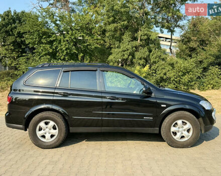 Чорний Cанг Йонг Kyron, об'ємом двигуна 2 л та пробігом 158 тис. км за 6900 $, фото 3 на Automoto.ua