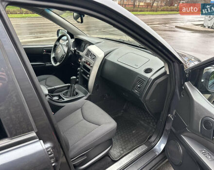 Черный Cанг Йонг Кирон, объемом двигателя 2 л и пробегом 69 тыс. км за 8800 $, фото 19 на Automoto.ua