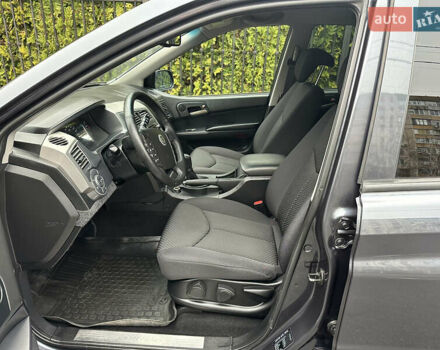 Черный Cанг Йонг Кирон, объемом двигателя 2 л и пробегом 69 тыс. км за 8800 $, фото 11 на Automoto.ua