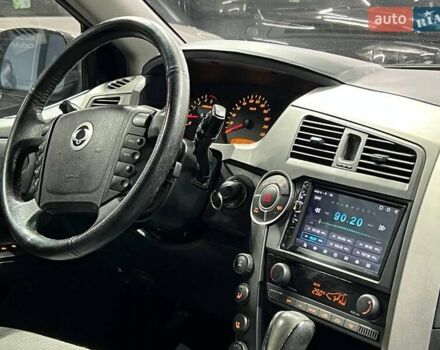 Чорний Cанг Йонг Kyron, об'ємом двигуна 2 л та пробігом 157 тис. км за 8500 $, фото 7 на Automoto.ua
