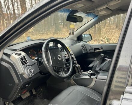 Чорний Cанг Йонг Kyron, об'ємом двигуна 2 л та пробігом 150 тис. км за 10300 $, фото 6 на Automoto.ua