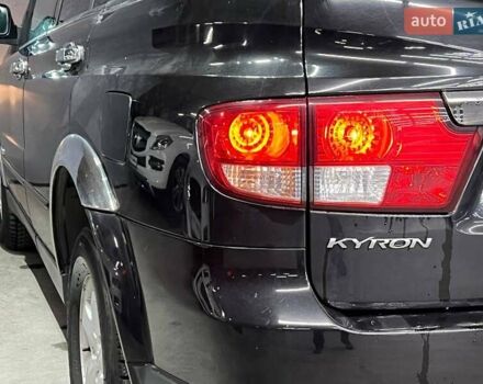 Чорний Cанг Йонг Kyron, об'ємом двигуна 2 л та пробігом 157 тис. км за 8500 $, фото 5 на Automoto.ua