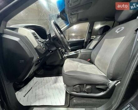 Чорний Cанг Йонг Kyron, об'ємом двигуна 2 л та пробігом 157 тис. км за 8500 $, фото 26 на Automoto.ua