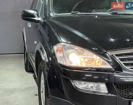 Чорний Cанг Йонг Kyron, об'ємом двигуна 2 л та пробігом 157 тис. км за 8500 $, фото 1 на Automoto.ua