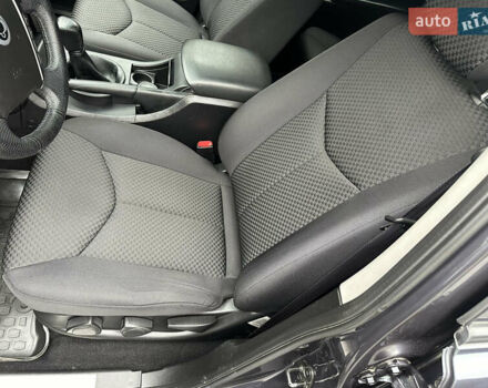 Черный Cанг Йонг Кирон, объемом двигателя 2 л и пробегом 69 тыс. км за 8800 $, фото 13 на Automoto.ua