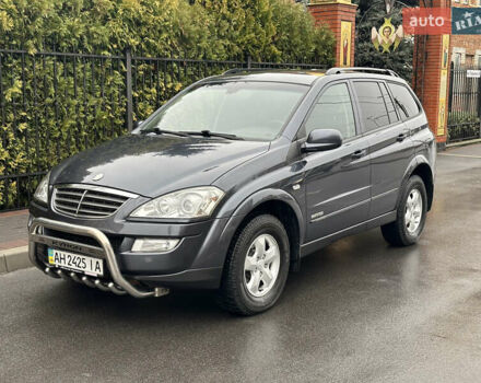 Черный Cанг Йонг Кирон, объемом двигателя 2 л и пробегом 69 тыс. км за 8800 $, фото 1 на Automoto.ua