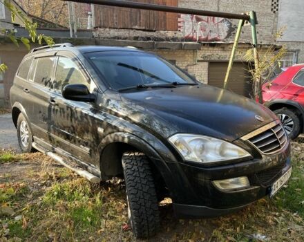 Черный Cанг Йонг Кирон, объемом двигателя 0 л и пробегом 145 тыс. км за 8500 $, фото 1 на Automoto.ua