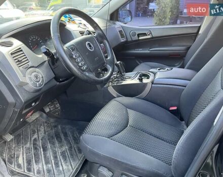 Черный Cанг Йонг Кирон, объемом двигателя 2 л и пробегом 165 тыс. км за 8900 $, фото 6 на Automoto.ua