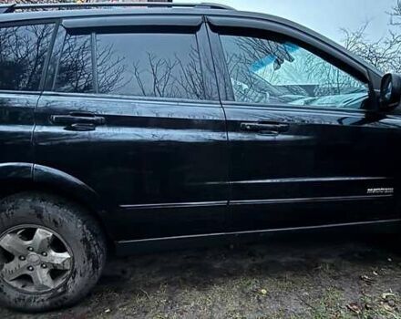 Черный Cанг Йонг Кирон, объемом двигателя 2 л и пробегом 126 тыс. км за 12500 $, фото 12 на Automoto.ua