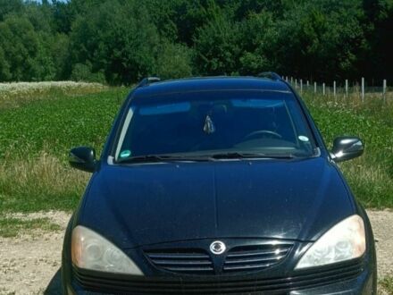 Cанг Йонг Kyron 2006 у Чернівцях на Automoto.ua Чорний Cанг Йонг Kyron, об'ємом двигуна 2 л та пробігом 200 тис. км за 5500 $, фото 1 на Automoto.ua