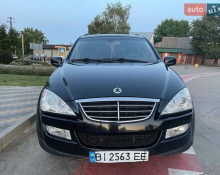 Чорний Cанг Йонг Kyron, об'ємом двигуна 2 л та пробігом 170 тис. км за 8000 $, фото 1 на Automoto.ua