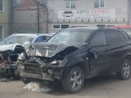 Cанг Йонг Kyron 2008 у Житомирі на Automoto.ua Чорний Cанг Йонг Kyron, об'ємом двигуна 2 л та пробігом 220 тис. км за 4583 $, фото 1 на Automoto.ua