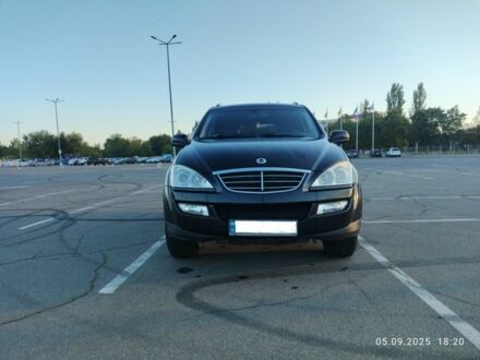 Черный Cанг Йонг Кирон, объемом двигателя 2 л и пробегом 170 тыс. км за 9500 $, фото 1 на Automoto.ua