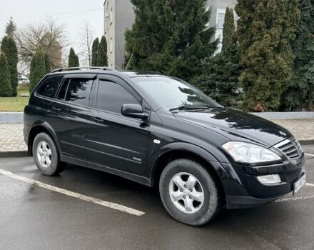 Чорний Cанг Йонг Kyron, об'ємом двигуна 2.3 л та пробігом 113 тис. км за 7500 $, фото 1 на Automoto.ua