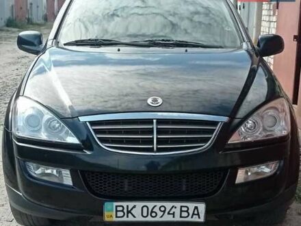 Cанг Йонг Кирон 2010 в Ровно на Automoto.ua Черный Cанг Йонг Кирон, объемом двигателя 2 л и пробегом 105 тыс. км за 12000 $, фото 1 на Automoto.ua
