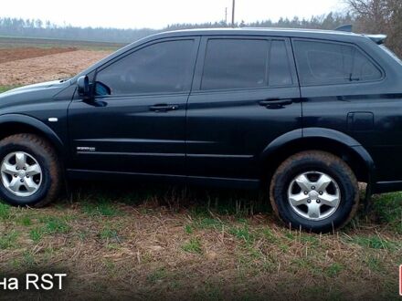 Черный Cанг Йонг Кирон, объемом двигателя 2 л и пробегом 147 тыс. км за 9000 $, фото 1 на Automoto.ua