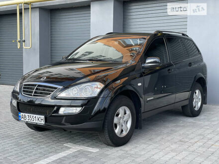 Cанг Йонг Kyron 2010 у Вінниці на Automoto.ua Чорний Cанг Йонг Kyron, об'ємом двигуна 2 л та пробігом 91 тис. км за 9200 $, фото 1 на Automoto.ua