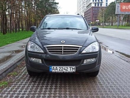 Cанг Йонг Кирон 2014 в Киеве на Automoto.ua Черный Cанг Йонг Кирон, объемом двигателя 2 л и пробегом 67 тыс. км за 13450 $, фото 1 на Automoto.ua
