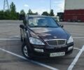 Фиолетовый Cанг Йонг Кирон, объемом двигателя 2.3 л и пробегом 231 тыс. км за 6400 $, фото 2 на Automoto.ua