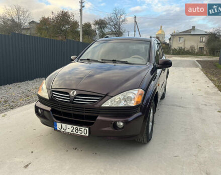 Коричневый Cанг Йонг Кирон, объемом двигателя 2 л и пробегом 310 тыс. км за 3700 $, фото 2 на Automoto.ua