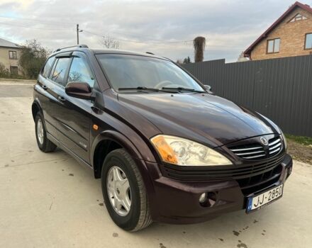Коричневий Cанг Йонг Kyron, об'ємом двигуна 2 л та пробігом 310 тис. км за 3700 $, фото 1 на Automoto.ua