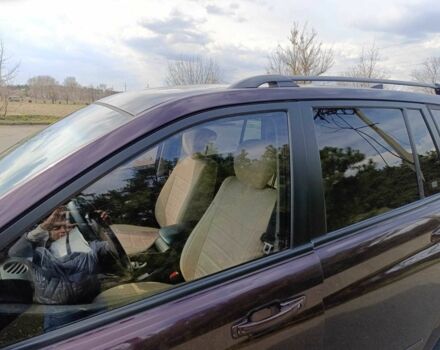 Cанг Йонг Кирон 2008 в Горишние Плавни (Комсомольск) на Automoto.ua Красный Cанг Йонг Кирон, объемом двигателя 2 л и пробегом 266 тыс. км за 6700 $, фото 5 на Automoto.ua