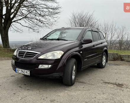 Червоний Cанг Йонг Kyron, об'ємом двигуна 2 л та пробігом 350 тис. км за 6400 $, фото 3 на Automoto.ua