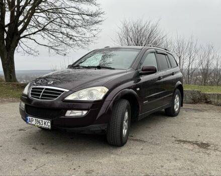 Красный Cанг Йонг Кирон, объемом двигателя 2 л и пробегом 350 тыс. км за 6400 $, фото 2 на Automoto.ua