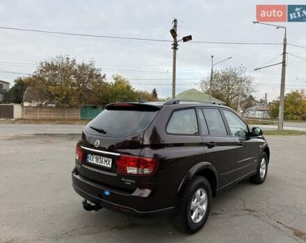 Красный Cанг Йонг Кирон, объемом двигателя 2.3 л и пробегом 220 тыс. км за 6600 $, фото 7 на Automoto.ua
