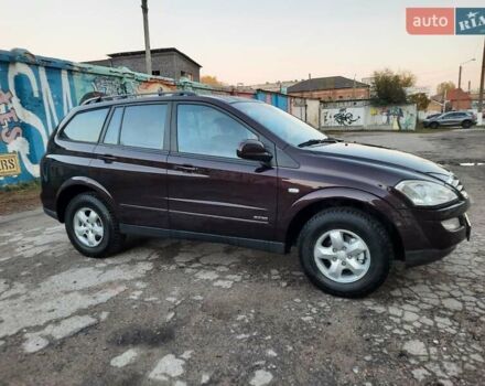 Червоний Cанг Йонг Kyron, об'ємом двигуна 2.3 л та пробігом 229 тис. км за 6600 $, фото 3 на Automoto.ua