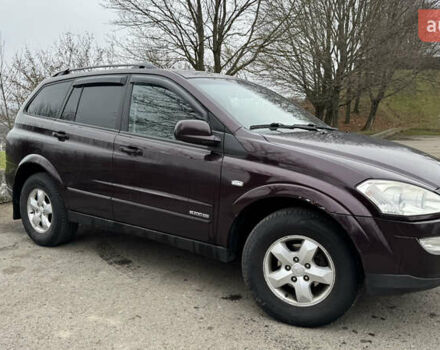 Червоний Cанг Йонг Kyron, об'ємом двигуна 2 л та пробігом 350 тис. км за 6400 $, фото 7 на Automoto.ua