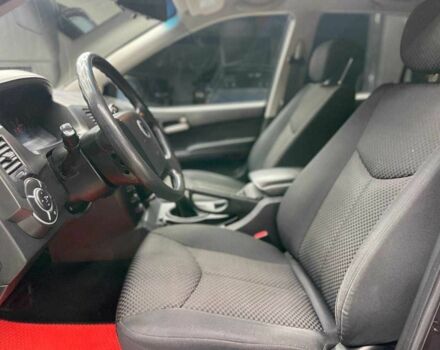 Красный Cанг Йонг Кирон, объемом двигателя 2.3 л и пробегом 72 тыс. км за 10700 $, фото 8 на Automoto.ua