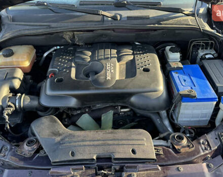 Червоний Cанг Йонг Kyron, об'ємом двигуна 2 л та пробігом 350 тис. км за 6400 $, фото 13 на Automoto.ua