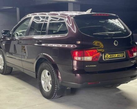 Красный Cанг Йонг Кирон, объемом двигателя 2.3 л и пробегом 72 тыс. км за 10700 $, фото 3 на Automoto.ua