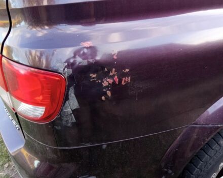 Cанг Йонг Кирон 2010 в Овруче на Automoto.ua Красный Cанг Йонг Кирон, объемом двигателя 2 л и пробегом 158 тыс. км за 7500 $, фото 11 на Automoto.ua